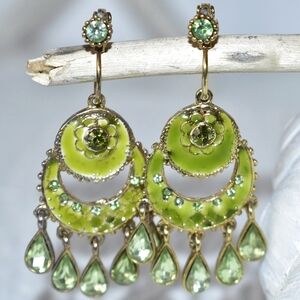 💞💗 Vintage Gold Plated Green Rhinestone & Enamel Drop-down Earrings